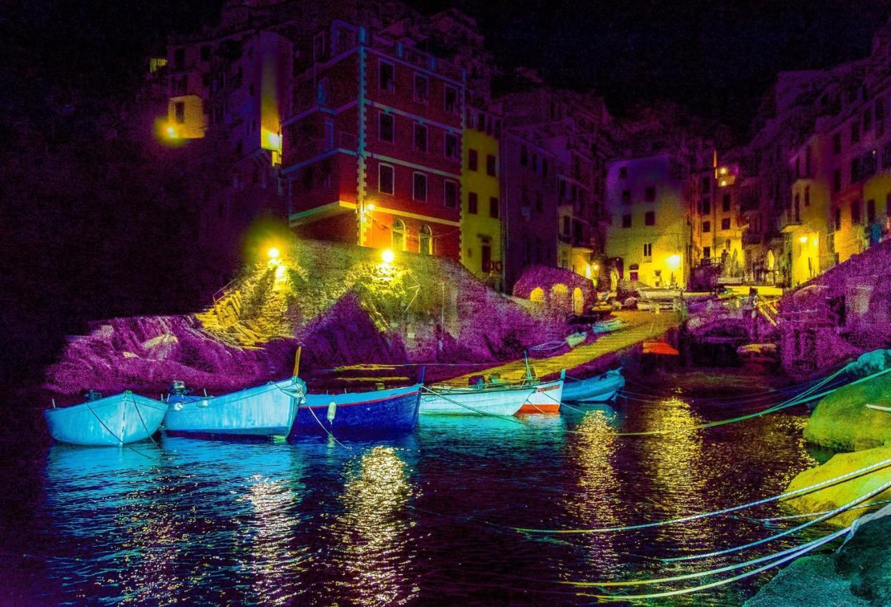 Una Finestra Sul Mare - Free Wi -Fi Риомаджиоре Экстерьер фото
